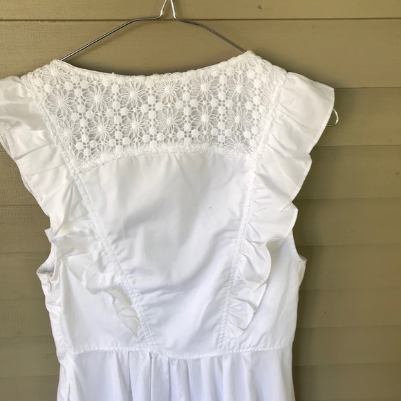 ‼️SOLD‼️Free People White Half Moon Crochet Dress - Picture 7 of 8